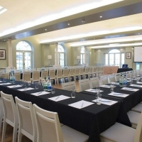 hever-castle-venue-hire-corporate-mtc-conference-2-1020x599