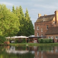 Estate restaurant